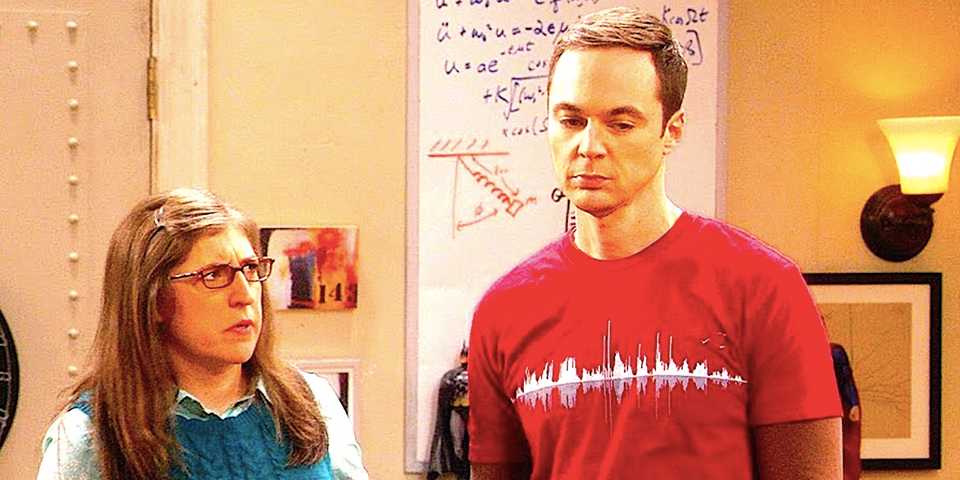 mayim bialik s amy looking concerned as sheldon looks upset in the big bang theory season 10