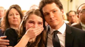 raegan revord as missy and montana jordan as georgie in young sheldon