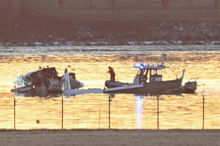 14 U.S. Figure Skaters Die in American Airlines Plane Crash, Including Two Teenagers 3 14 U.S. Figure Skaters Die in American Airlines