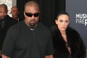 kanye west bianca censori grammy awards 020425 1 2c2bfbd5d2f64642ad975985d77471dc6429846206337397493