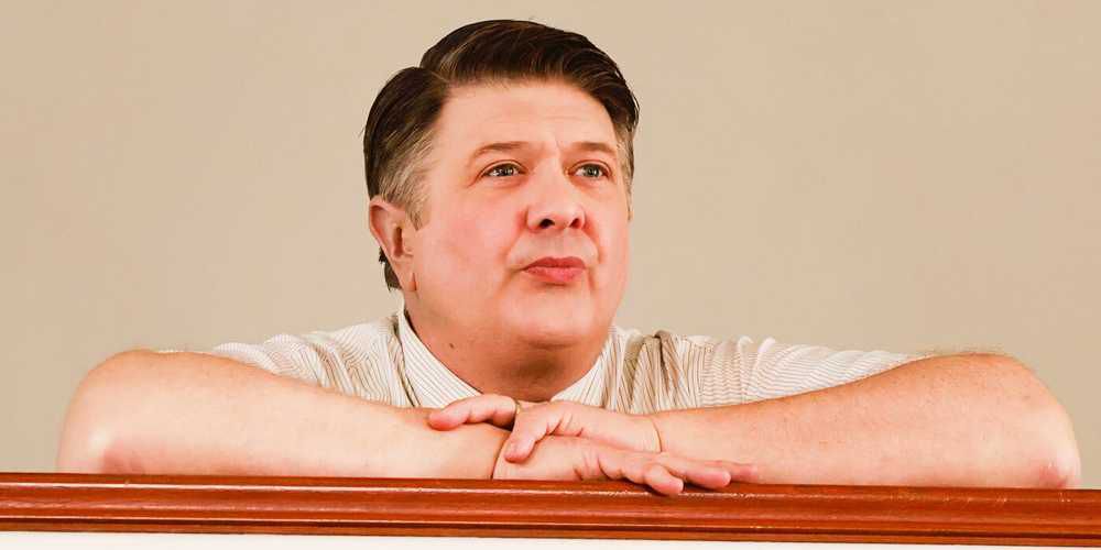 Why Georgie & Mandy's First Marriage Brings Back Lance Barber After George Sr.'s Death in Young Sheldon 3 Lance barber