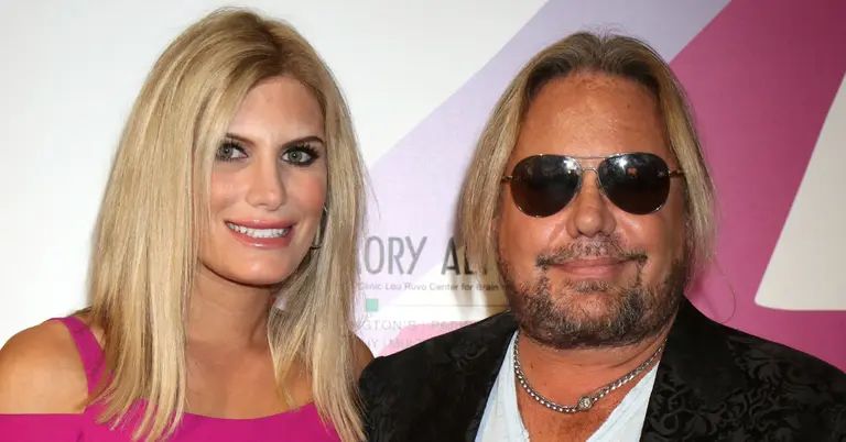Who Is Vince Neil’s Girlfriend, Rain Hannah Andreani? Plane Crash Update 3 Who Is Vince Neil’s Girlfriend, Rain Hannah Andreani? Plane Crash Update