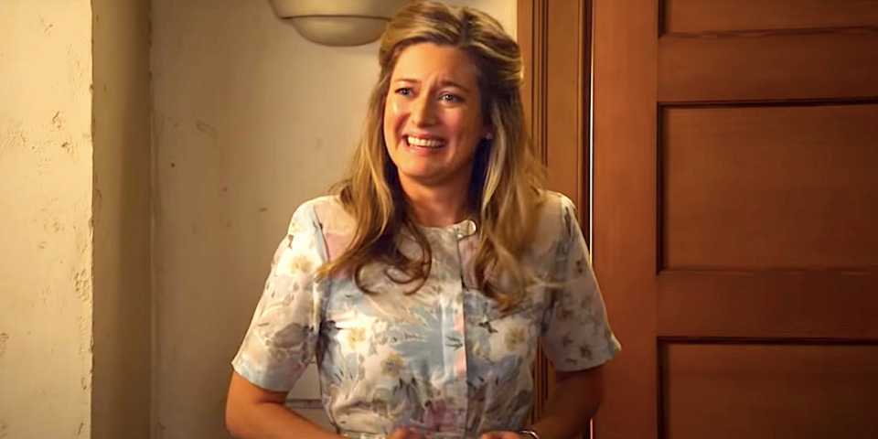 zoe perry s mary smiles uneasily in young sheldon season 2