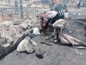 Otedola Bridge Fire: Drivers, Traders, and Mechanics Count Their Losses 4 10004093353560575724350022604
