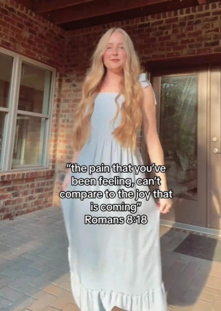 TikToker Anna Grace Phelan Dies at 19, Months After Brain Cancer Diagnosis 4 TikToker Anna Grace Phelan Dies at 19, Months After Brain Cancer Diagnosis