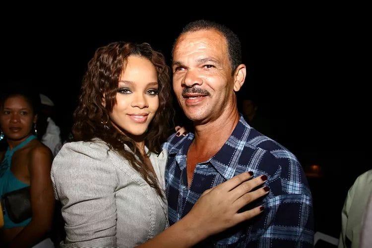 rihanna dad ronald fenty dies 053125 02 c3333f075c884cffb7a88de887cd9f386671443433279356638